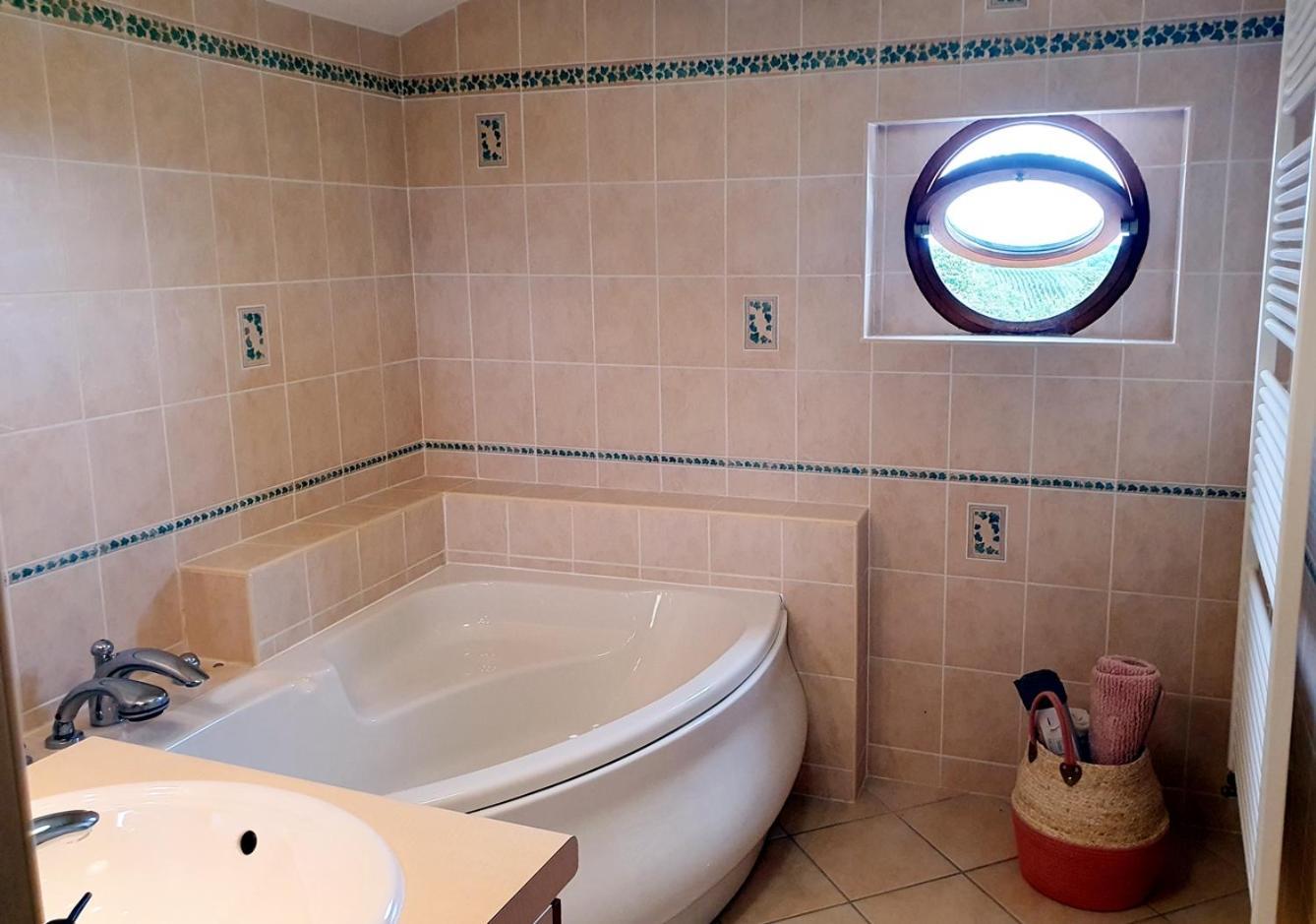 Le Clos Violet Clesse Holiday Home For 6 Bagian luar foto